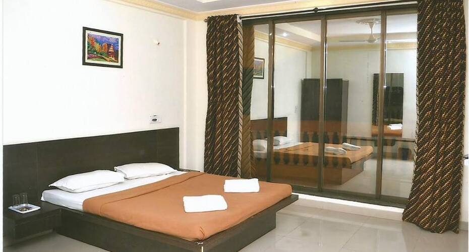Hotel Trinity Grand, Lonavala 3